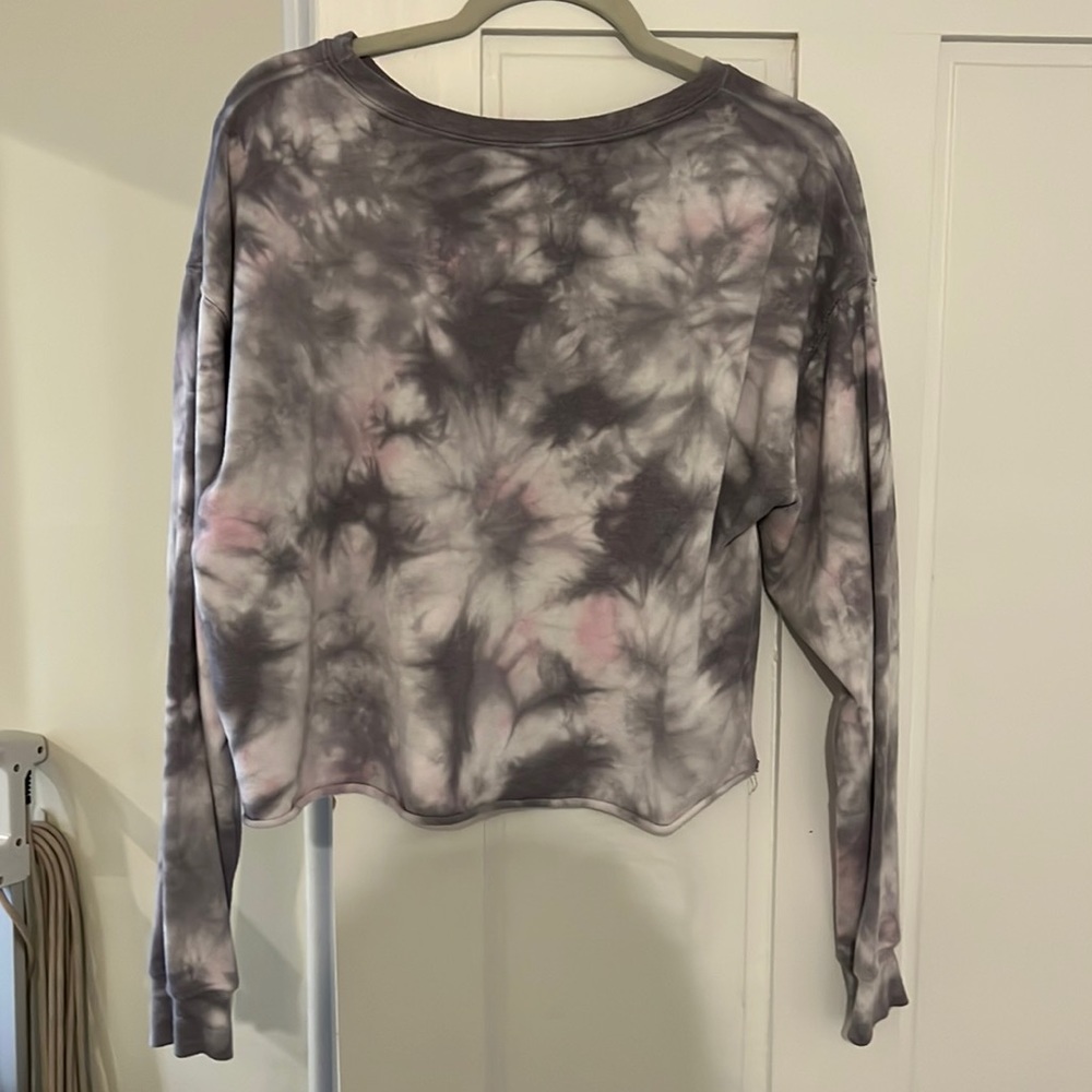 Medium cropped sweatshirt